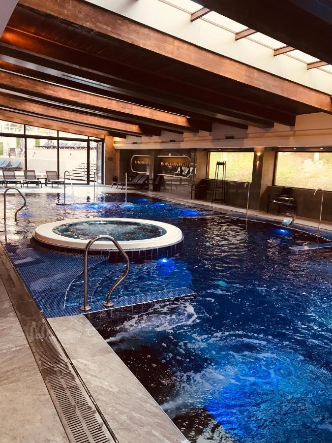 Private Spa Luxury Apartments Bansko Bagian luar foto
