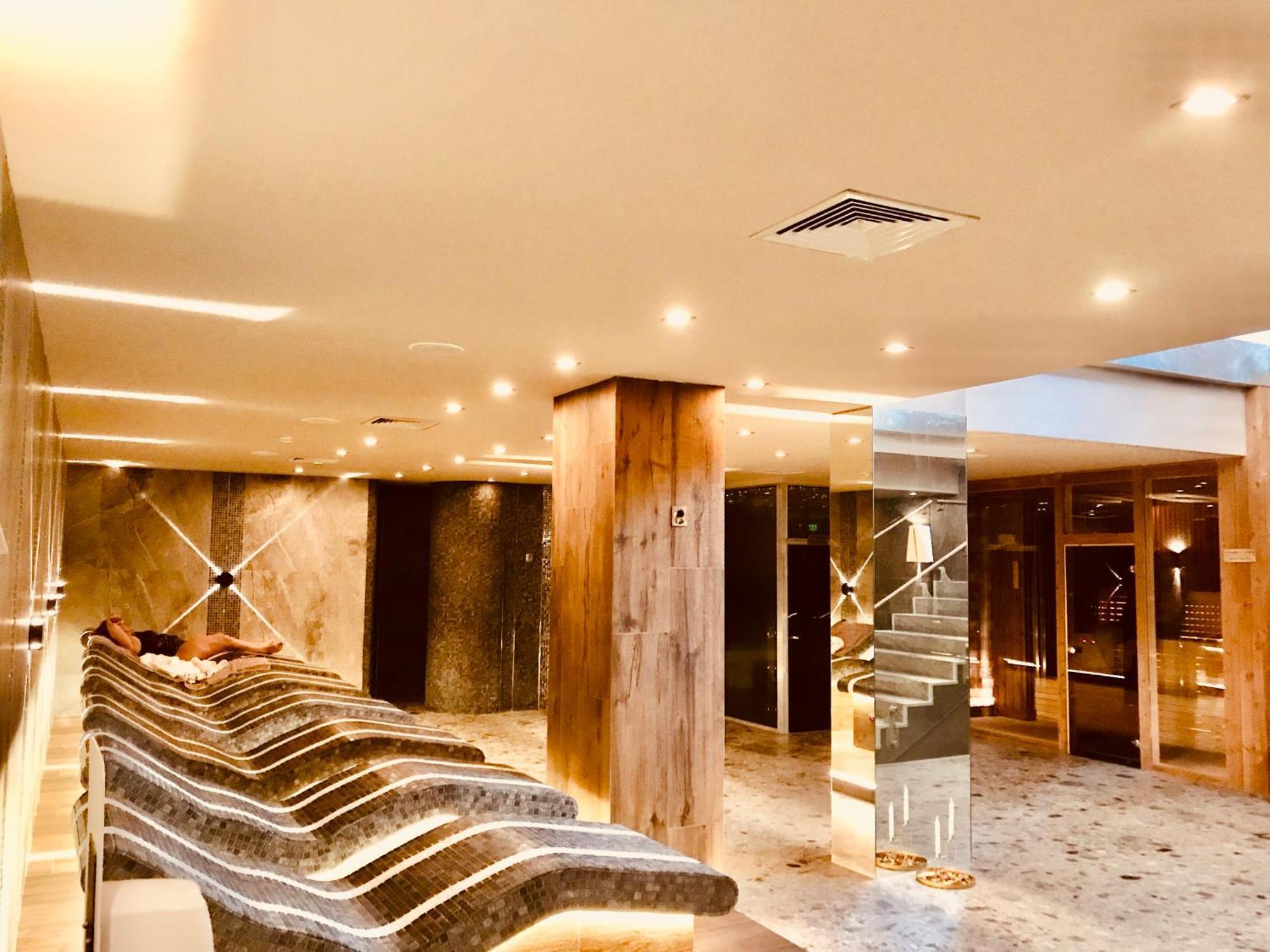 Private Spa Luxury Apartments Bansko Bagian luar foto